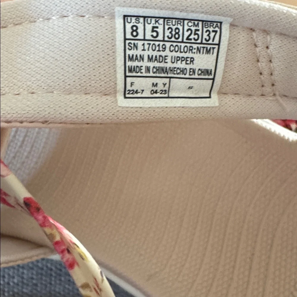 Skechers go golf rose pattern sandals NWT - Picture 5 of 6